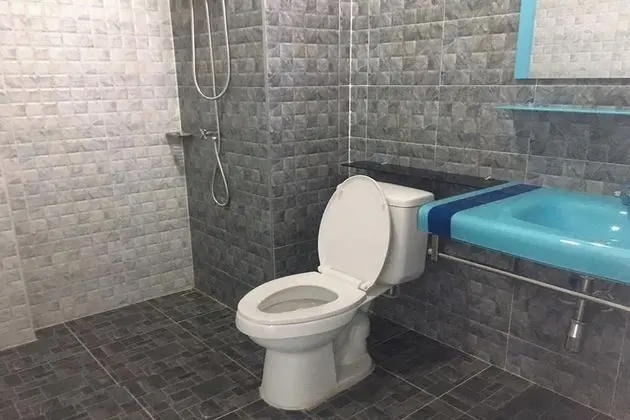 Superior King Room with City View