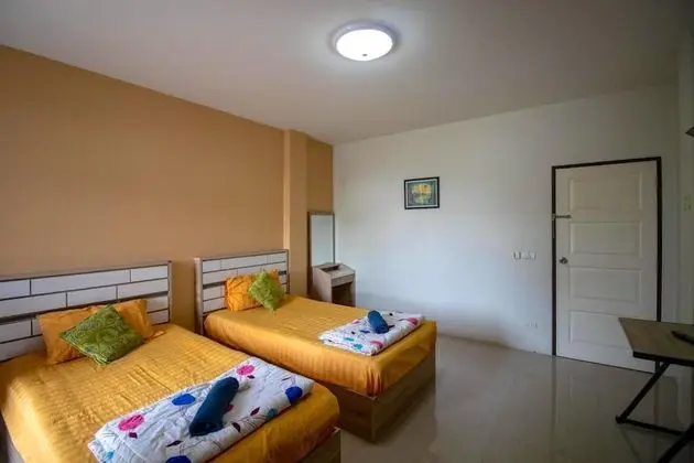 Superior Twin Room with City View