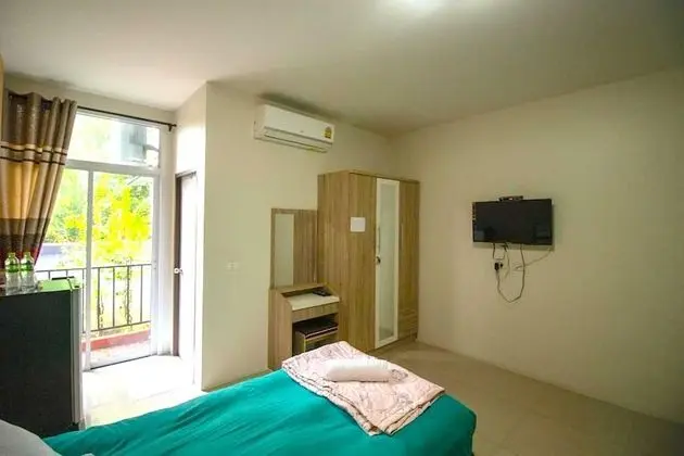 Superior Twin Room with City View