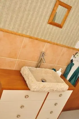 Tek Büyük Yataklı Oda (Sea Shell Room)