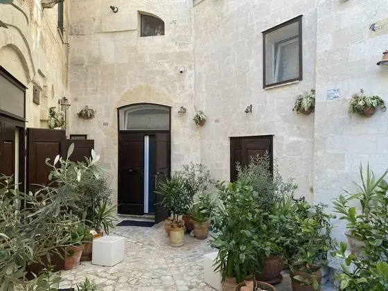 Üç Kişilik Oda (Artemisia)