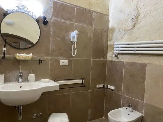 Üç Kişilik Oda (Artemisia)