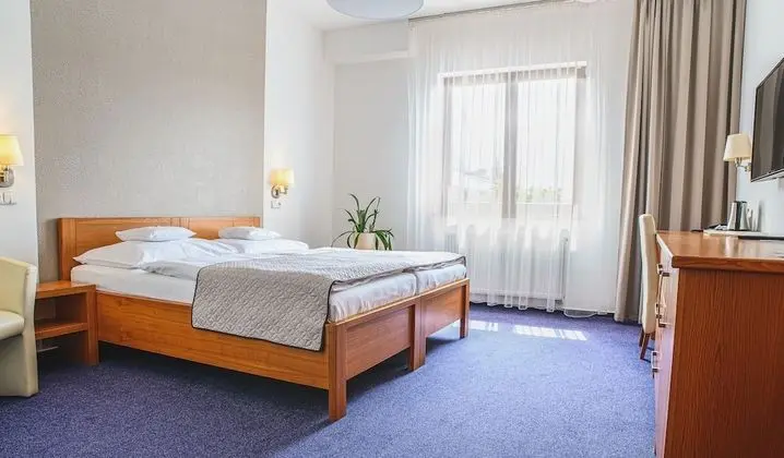 Comfort Tek Büyük Yataklı Oda