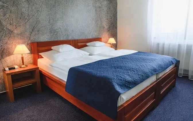 Comfort Tek Büyük Yataklı Oda