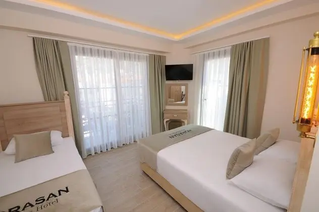 Aile Odası, Deniz Manzaralı, Balkonlu