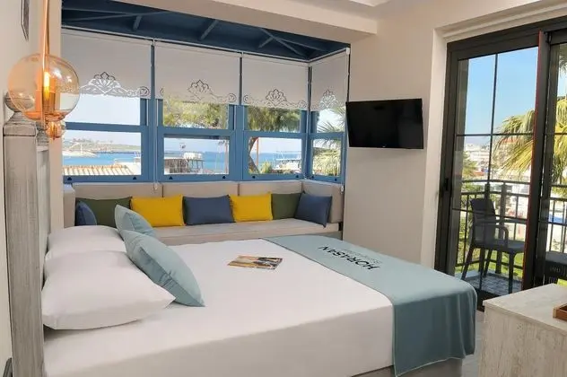 Cumbalı Deluxe Oda, Deniz Manzaralı, Balkonlu