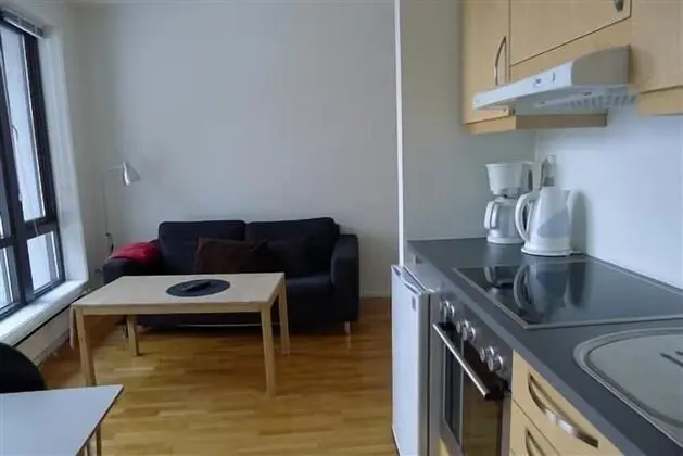 İki Ayrı Yataklı Oda, Küçük Mutfak