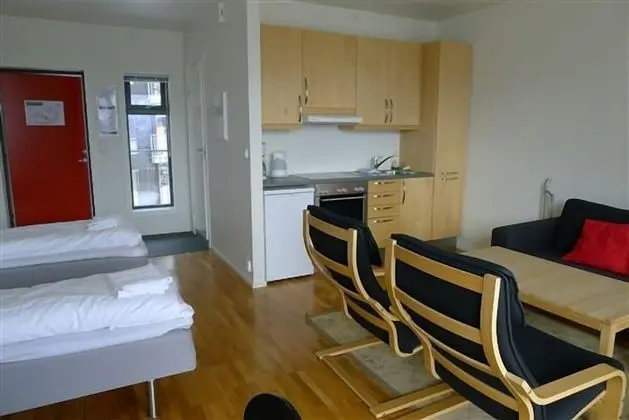 Tek Kişilik Oda, Küçük Mutfak