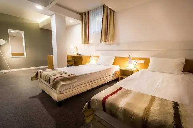 Economy Tek Büyük Yataklı Oda