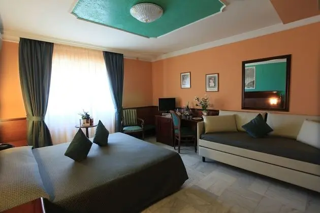 Dört Kişilik Oda