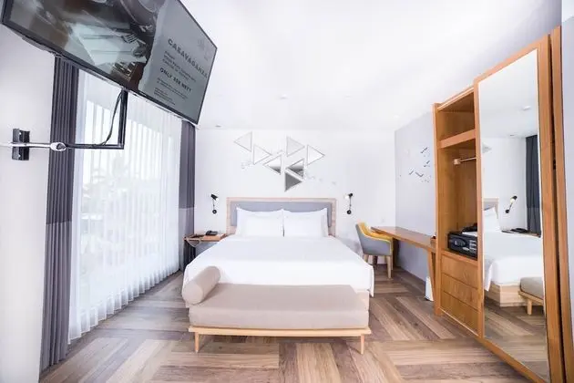Deluxe Tek Büyük Yataklı Oda