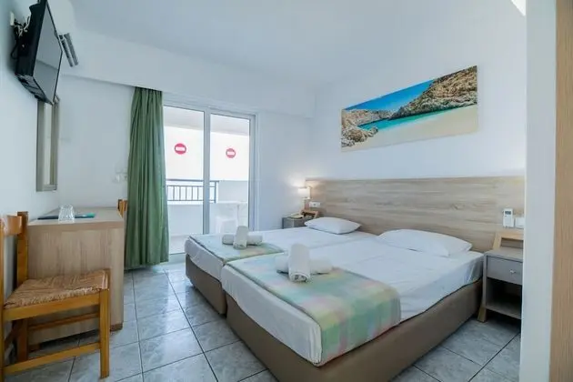 Standard Tek Büyük veya İki Ayrı Yataklı Oda, Deniz Manzaralı