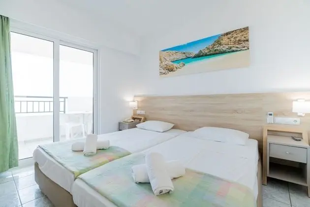 Standard Tek Büyük veya İki Ayrı Yataklı Oda, Deniz Manzaralı
