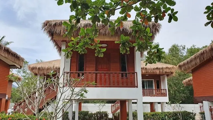 Bungalow with Fan