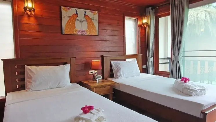 Twin Bungalow, Air-Conditioning