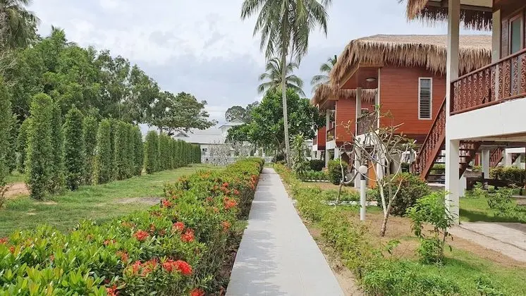 Twin Bungalow, Air-Conditioning
