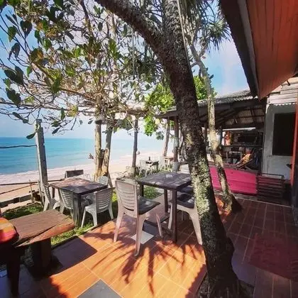 Family Bungalow Beach Front