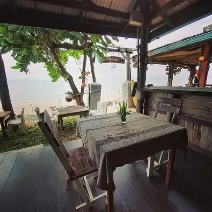 Family Bungalow Beach Front