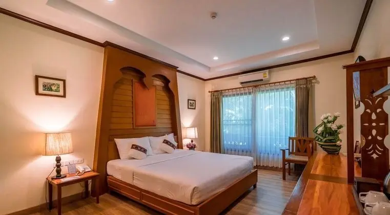 Standard Tek Büyük veya İki Ayrı Yataklı Oda, Bahçe Manzaralı