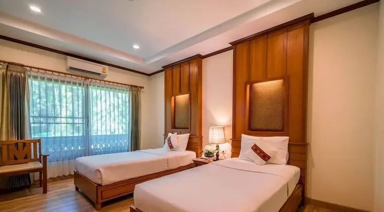 Standard Tek Büyük veya İki Ayrı Yataklı Oda, Bahçe Manzaralı