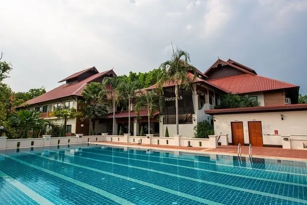 Standard Tek Büyük veya İki Ayrı Yataklı Oda, Bahçe Manzaralı