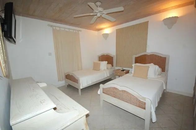 Villa, 4 Yatak Odası, Sigara İçilebilir