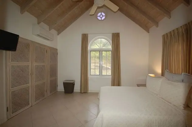 Villa, 4 Yatak Odası, Sigara İçilebilir
