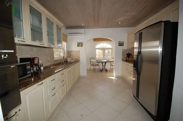 Villa, 4 Yatak Odası, Sigara İçilebilir