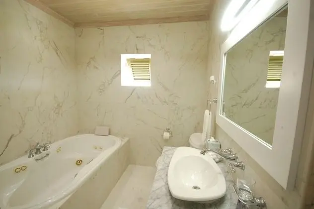 Villa, 4 Yatak Odası, Sigara İçilebilir