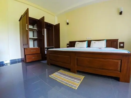 Luxury Tek Büyük Yataklı Oda, Banyolu/Duşlu, Bahçe Manzaralı