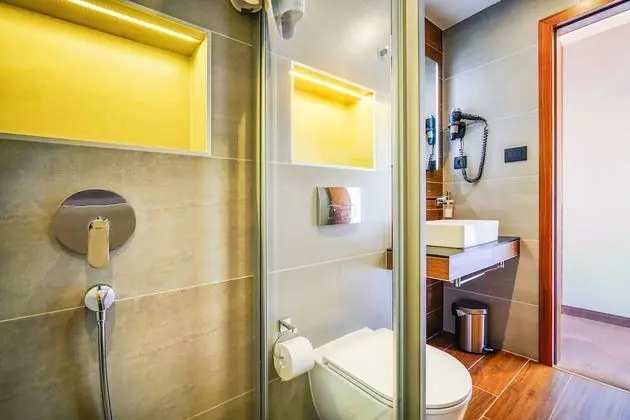 Superior Tek Büyük veya İki Ayrı Yataklı Oda, Deniz Manzaralı