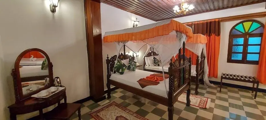 Deluxe Tek Büyük veya İki Ayrı Yataklı Oda