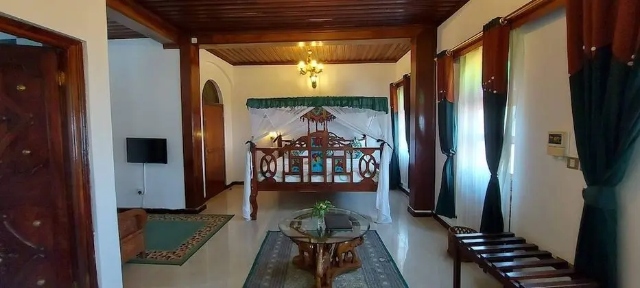 Superior Tek Büyük veya İki Ayrı Yataklı Oda