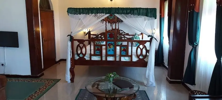 Superior Tek Büyük veya İki Ayrı Yataklı Oda