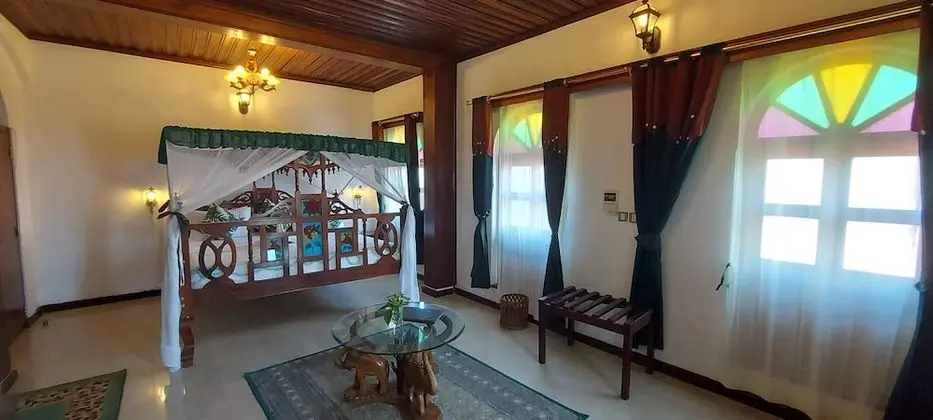 Superior Tek Büyük veya İki Ayrı Yataklı Oda