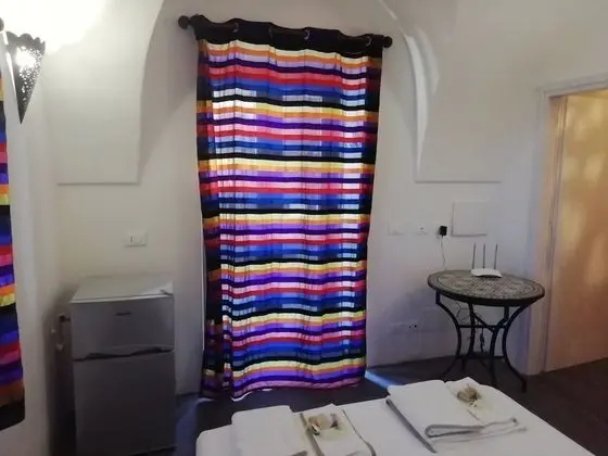 Tek Büyük Yataklı Oda, Deniz Manzaralı (Oasis Of Olive Trees)