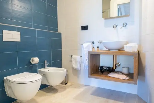 Deluxe Tek Büyük veya İki Ayrı Yataklı Oda, 1 Yatak Odası, Balkon, Deniz Manzaralı