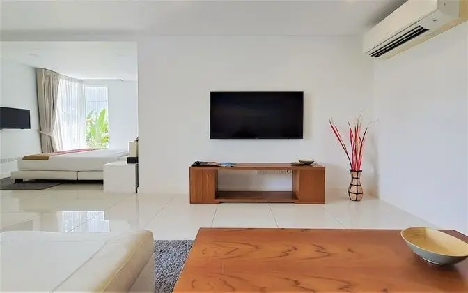 Deluxe Studio Ground Floor