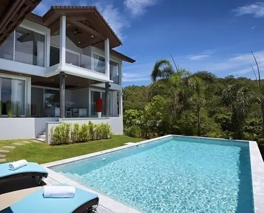 3 Bed Seaview