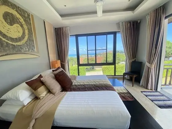 3 Bed Seaview