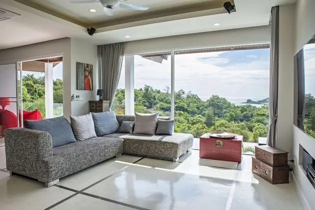 3 Bed Seaview