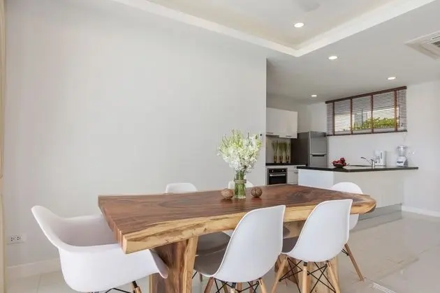 3 Bed Semi - Seaview