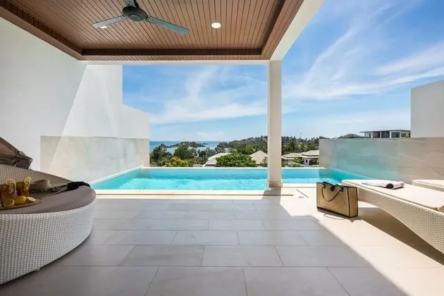 3 Bed Semi - Seaview