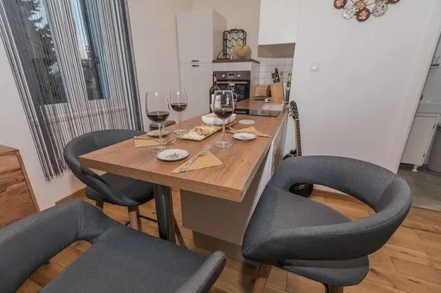 Deluxe Stüdyo