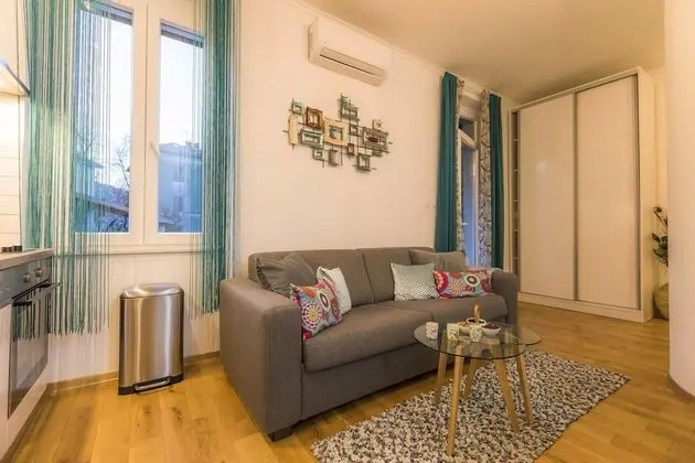 Superior Stüdyo, Balkon