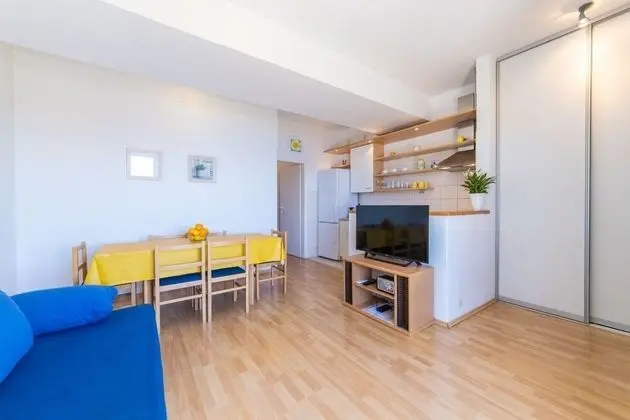 Apart Daire (Horizont - 150 m from pebble beach - )