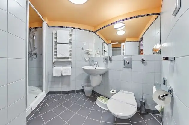 Tek Büyük Yataklı Oda (with Extra Bed)