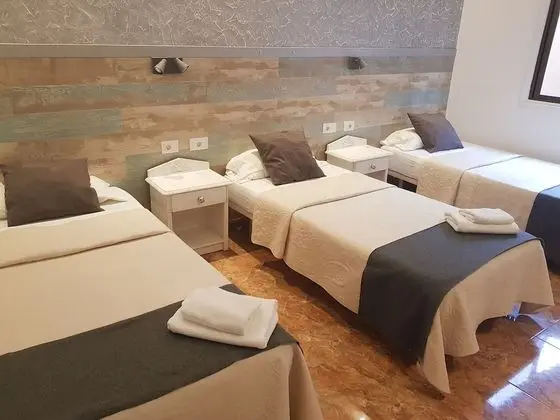 Basic Üç Kişilik Oda