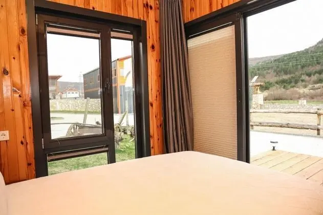 Standart Oda, Dağ Manzaralı