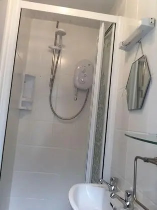 Tek Büyük Yataklı Oda, 1 En Büyük (King) Boy Yatak